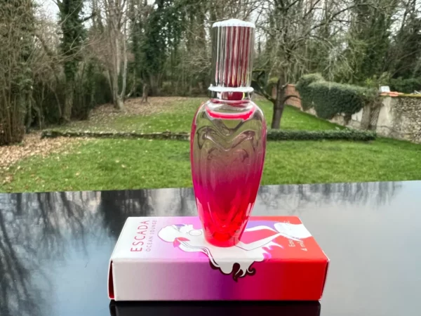 "OCEAN LOUNGE" de ESCADA