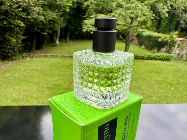 "BORN IN ROMA" de VALENTINO