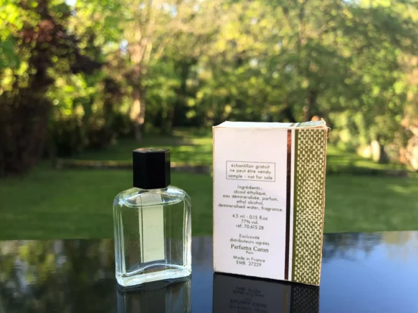 "POUR UN HOMME" de CARON