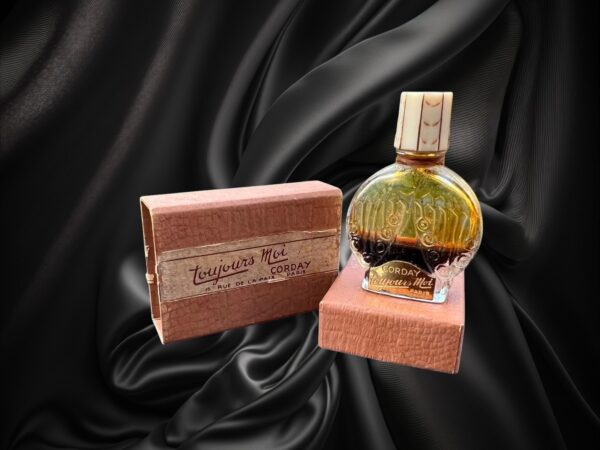 "TOUJOURS MOI" de CORDAY