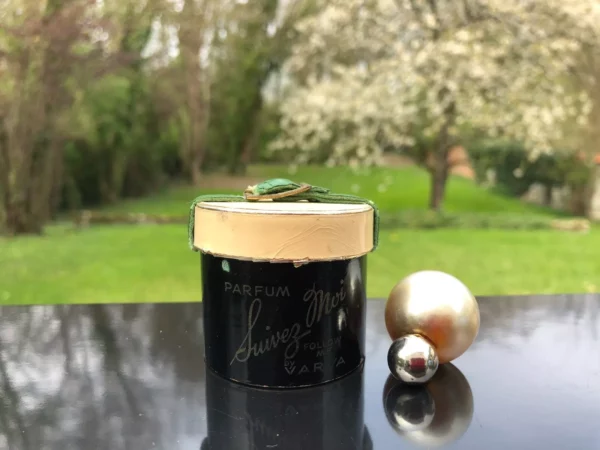 "SUIVEZ-MOI" de VARVA