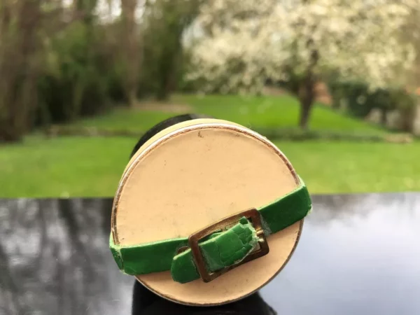 "SUIVEZ-MOI" de VARVA