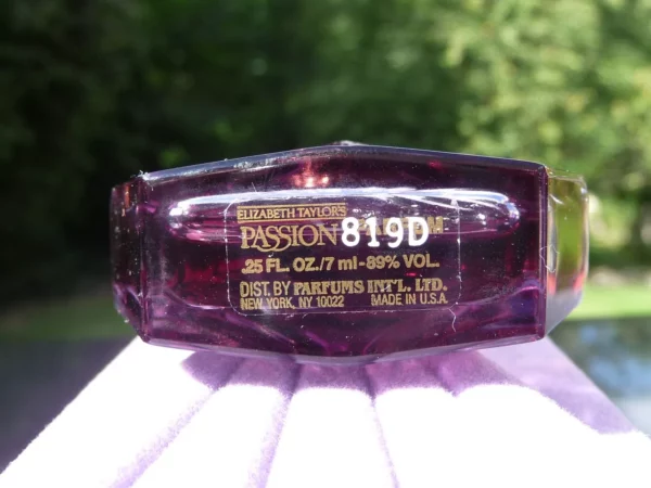 "PASSION" de Elizabeth TAYLOR