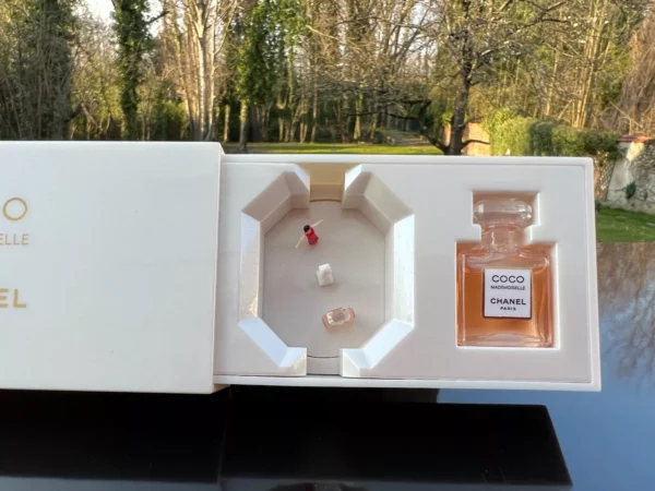 "COCO MADEMOISELLE" de CHANEL