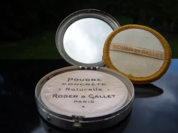 Flacon-Photo (354) "FLEURS D'AMOUR" de ROGER & GALLET