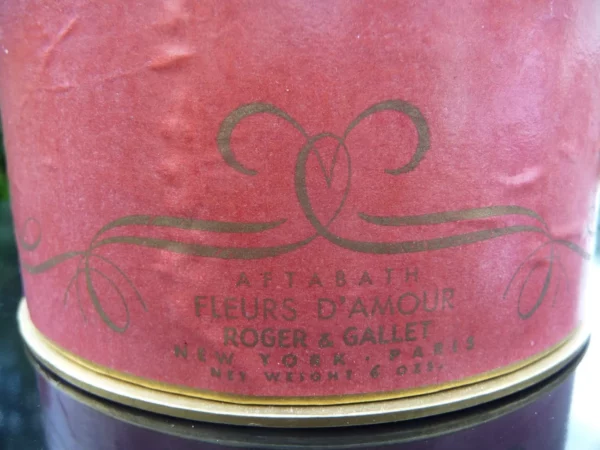 "FLEURS D'AMOUR" de ROGER & GALLET