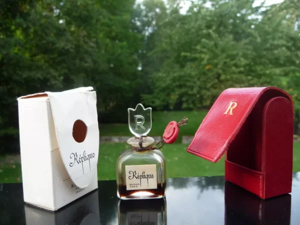 "REPLIQUE" de RAPHAEL