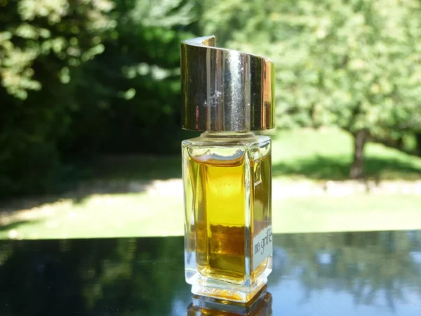 "MA GRIFFE" de CARVEN