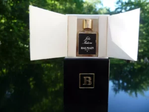 "JOLIE MADAME" de BALMAIN