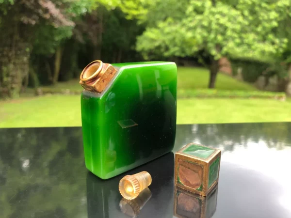 Flacon-Photo (55) "FEMME DE PARIS" de YBRY