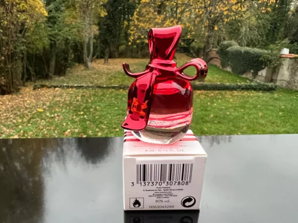 Flacon-Photo (644) "DANCING RIBBON" de NINA RICCI