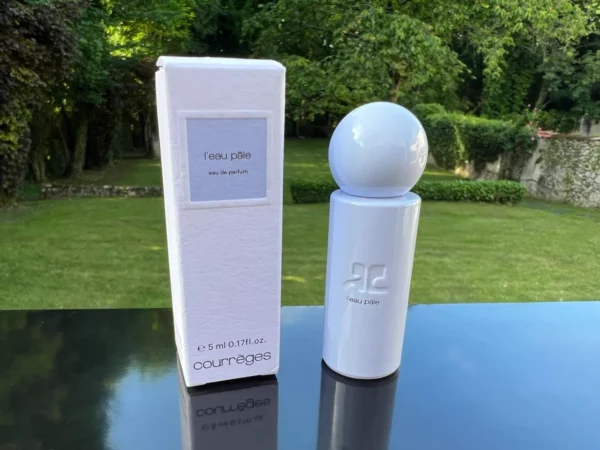 Flacon-Photo (881) "L'EAU PÂLE" de COURREGES